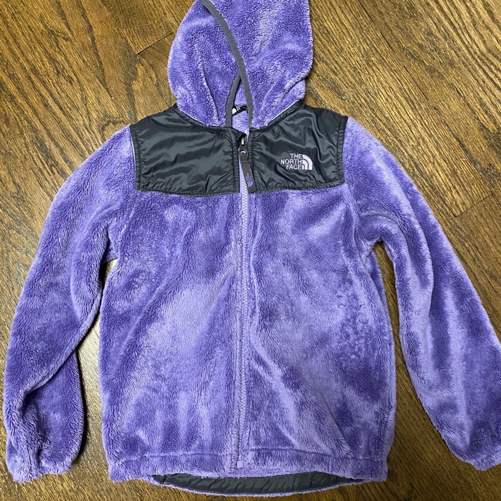 Girls north face fleece (size 6)